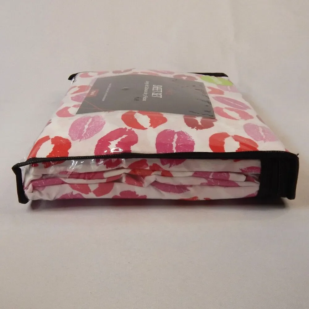Valentines Day Red Pink Lips KISS  Love Lipstick TWIN Sheet 3 pc Set Girls Teen